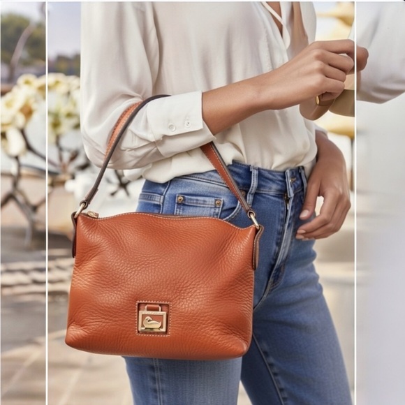 Dooney & Bourke Handbags - Dooney & Bourke Leather Shoulder Bag LIKE NEW